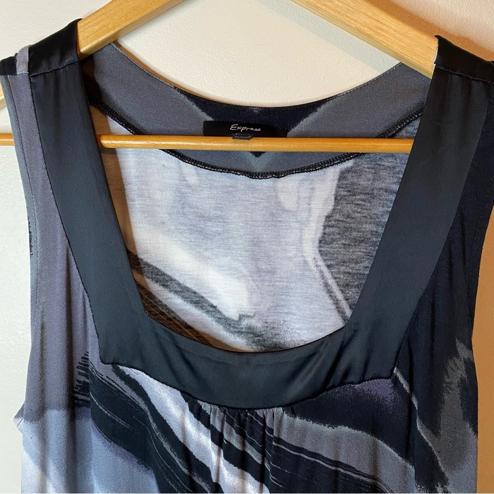 EXPRESS Square Neck Midi Dress - Picture 4 of 9